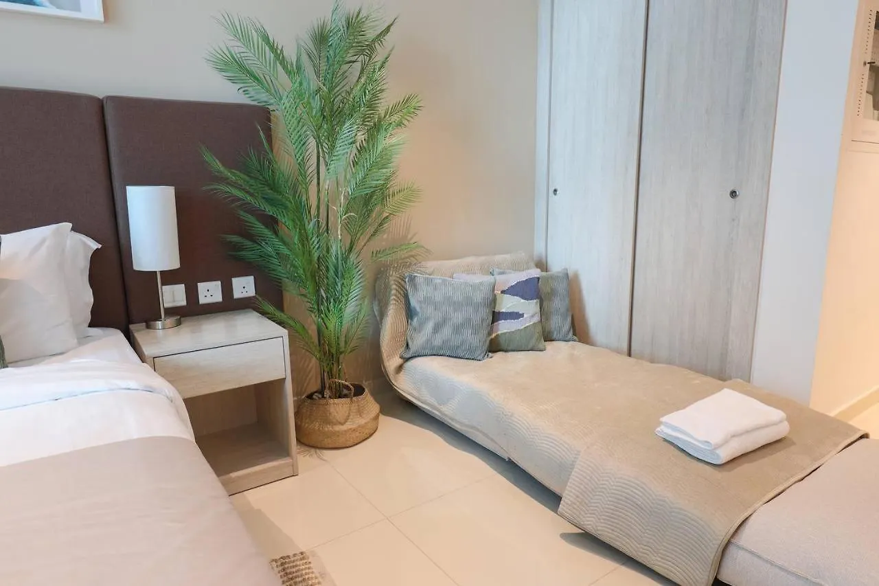 Fantastic Studio Apartment At Palm Jumeirah Dubai